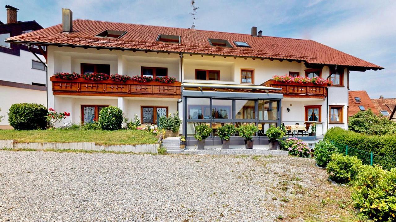 Haus Seehang Bed & Breakfast 3*